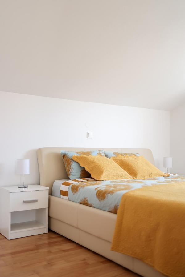 Chill 4 Real Sea View Mandre Apartment Exterior photo